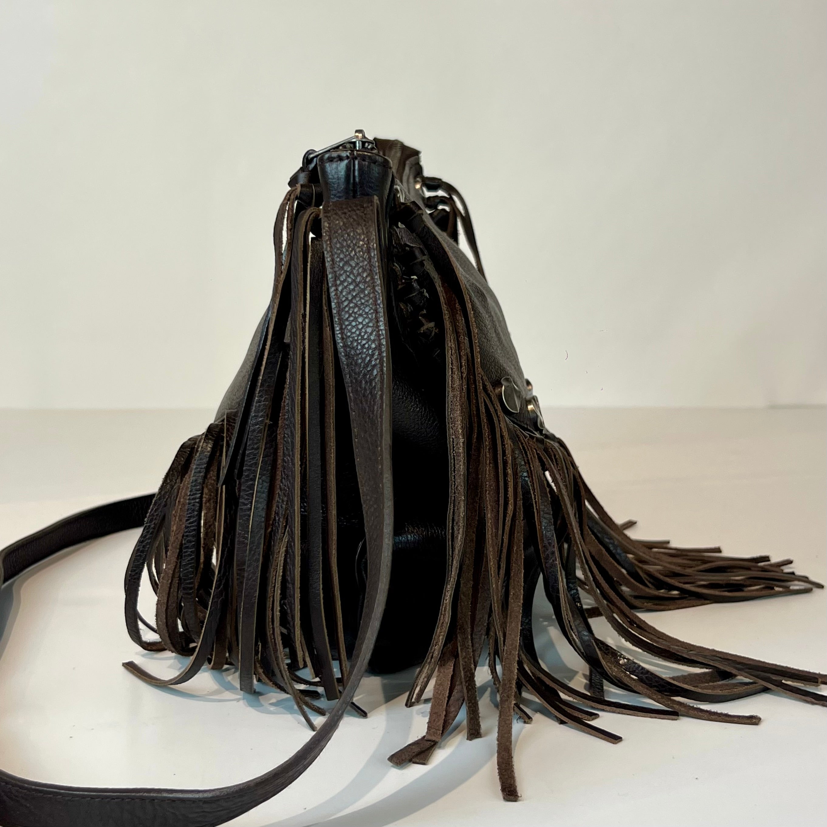 W5-9403 Borsa Tracolla Pelle Borchie Frange Coffe 760