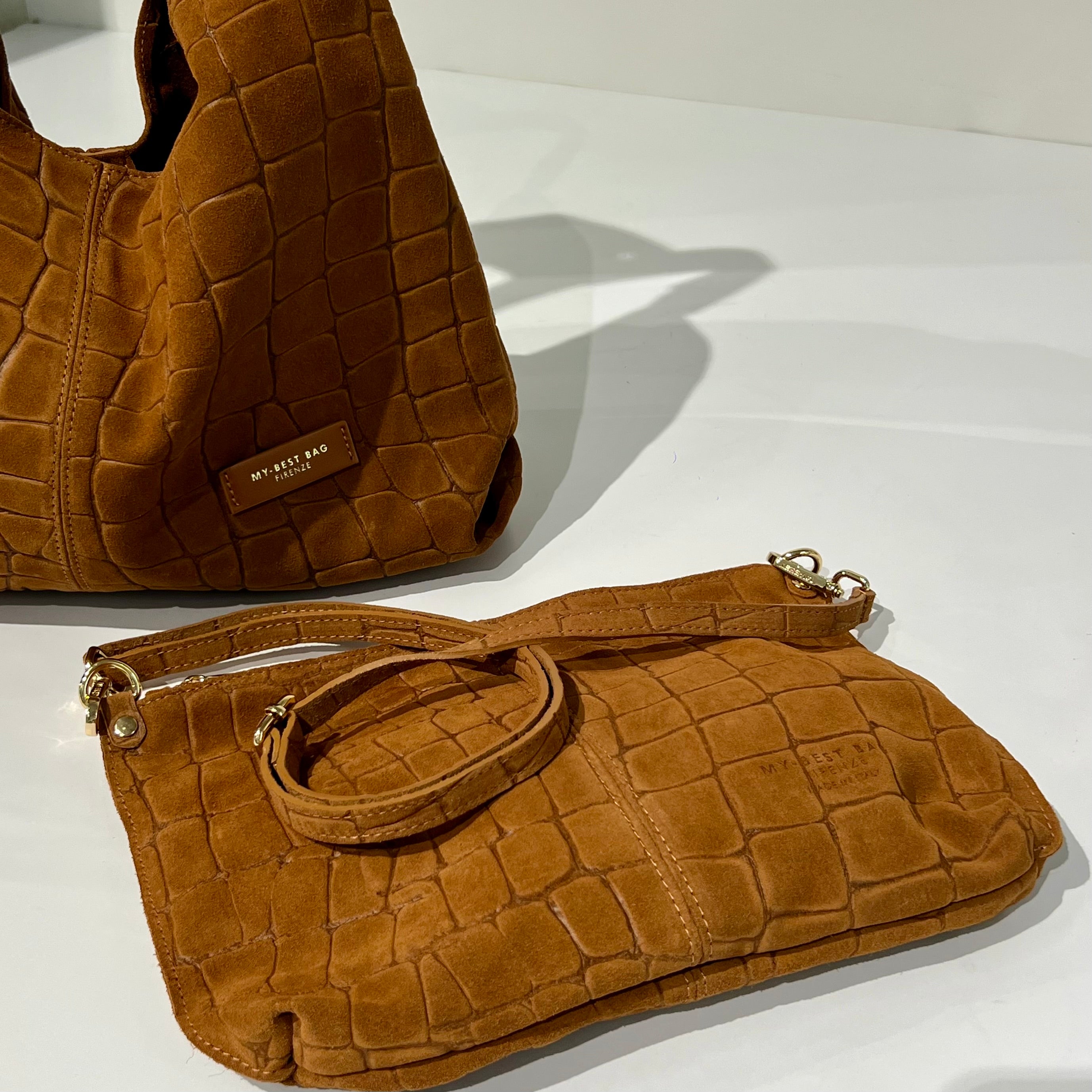 W6-3031 ELLISSE CROCO Suede Cognac