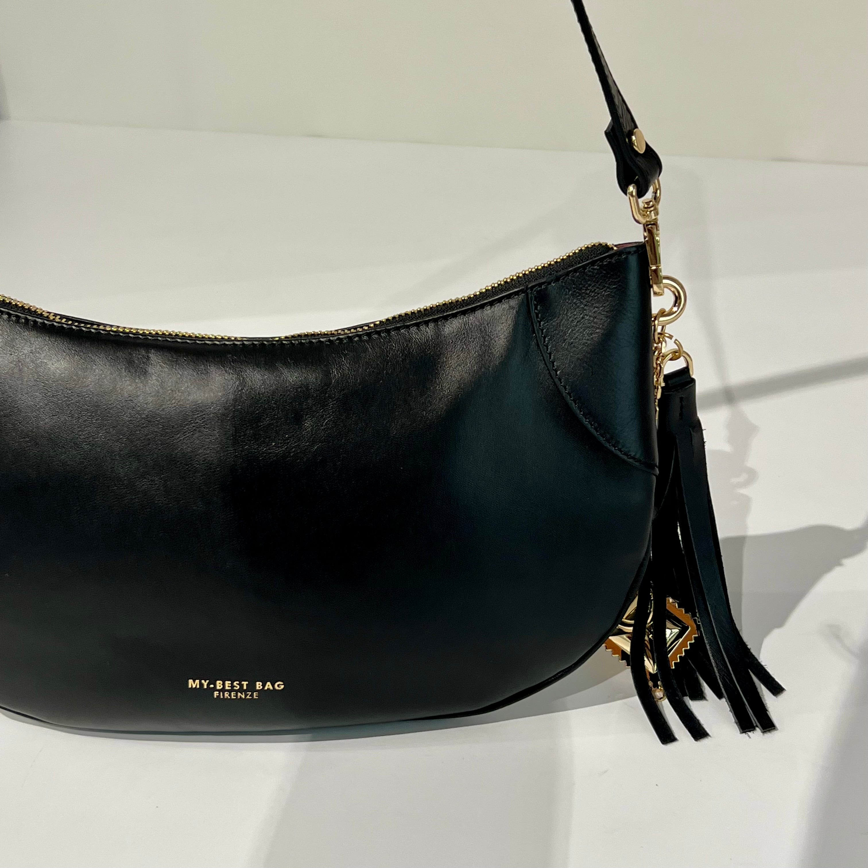 W6-3047 CATHY SCILLA Nero