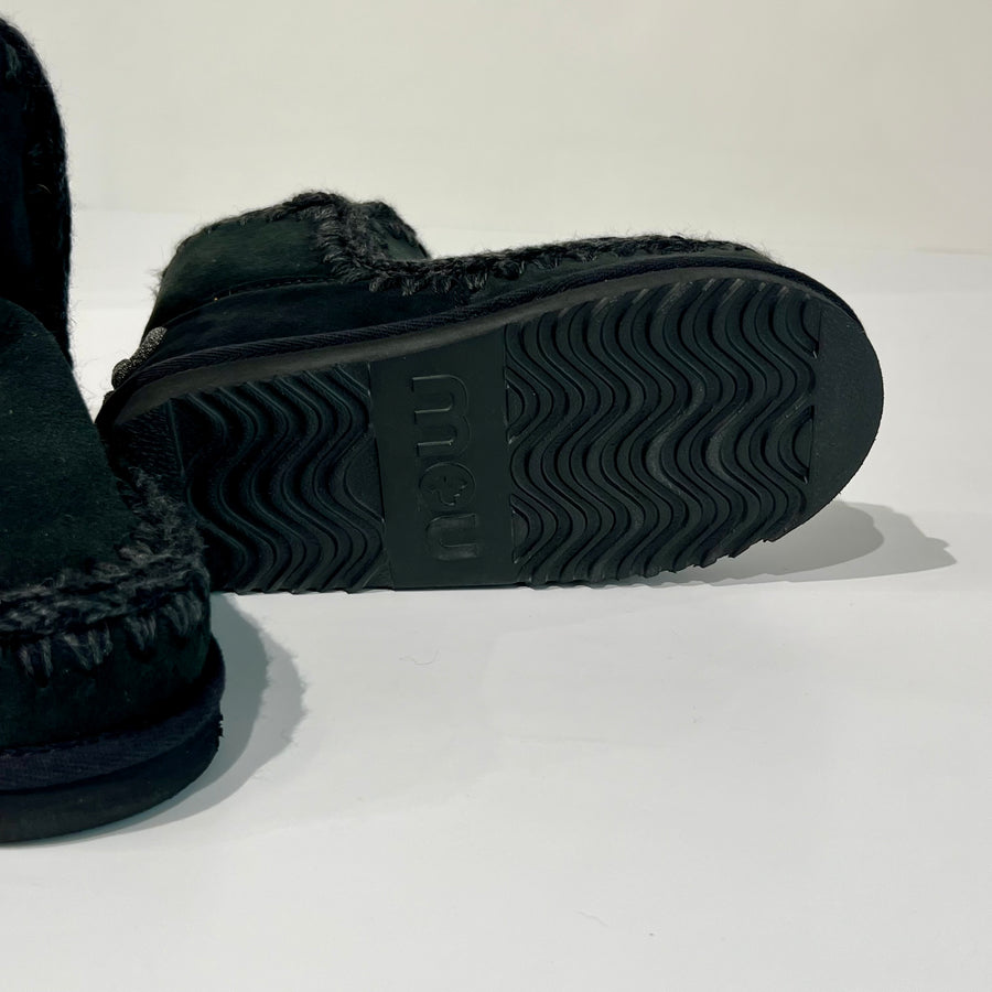 W4-Eskimo 18 Glitter Logo Black