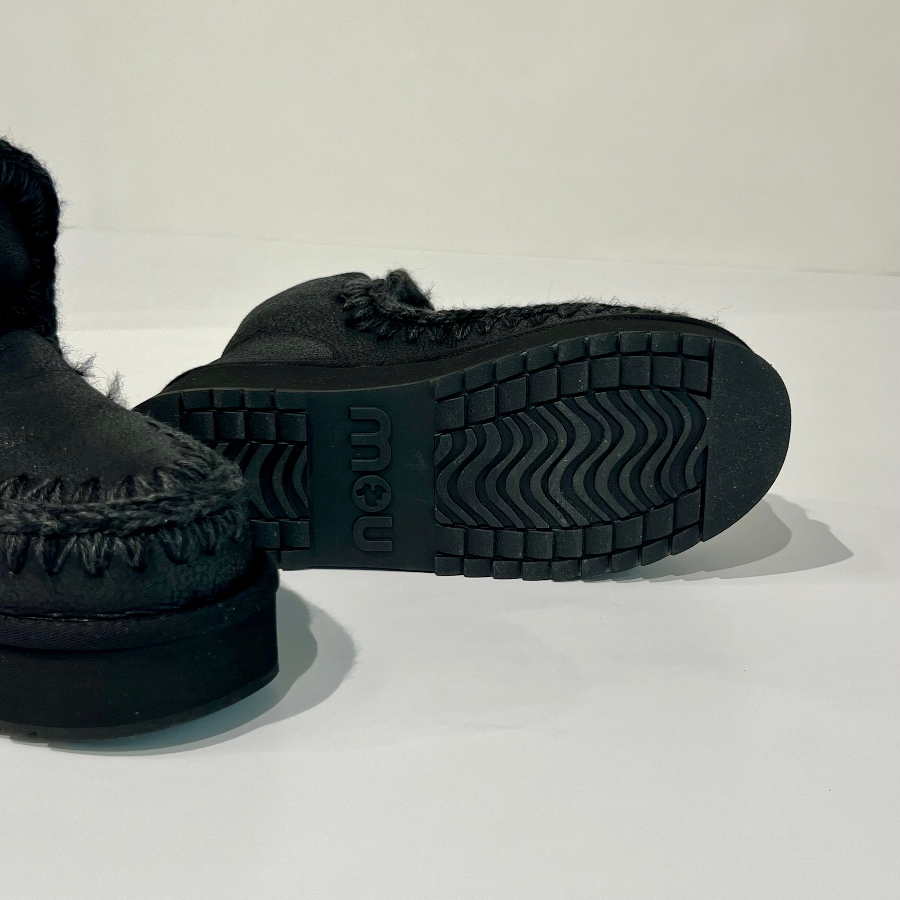 W4-MINI ESKIMO Platform Boot Cracked Black