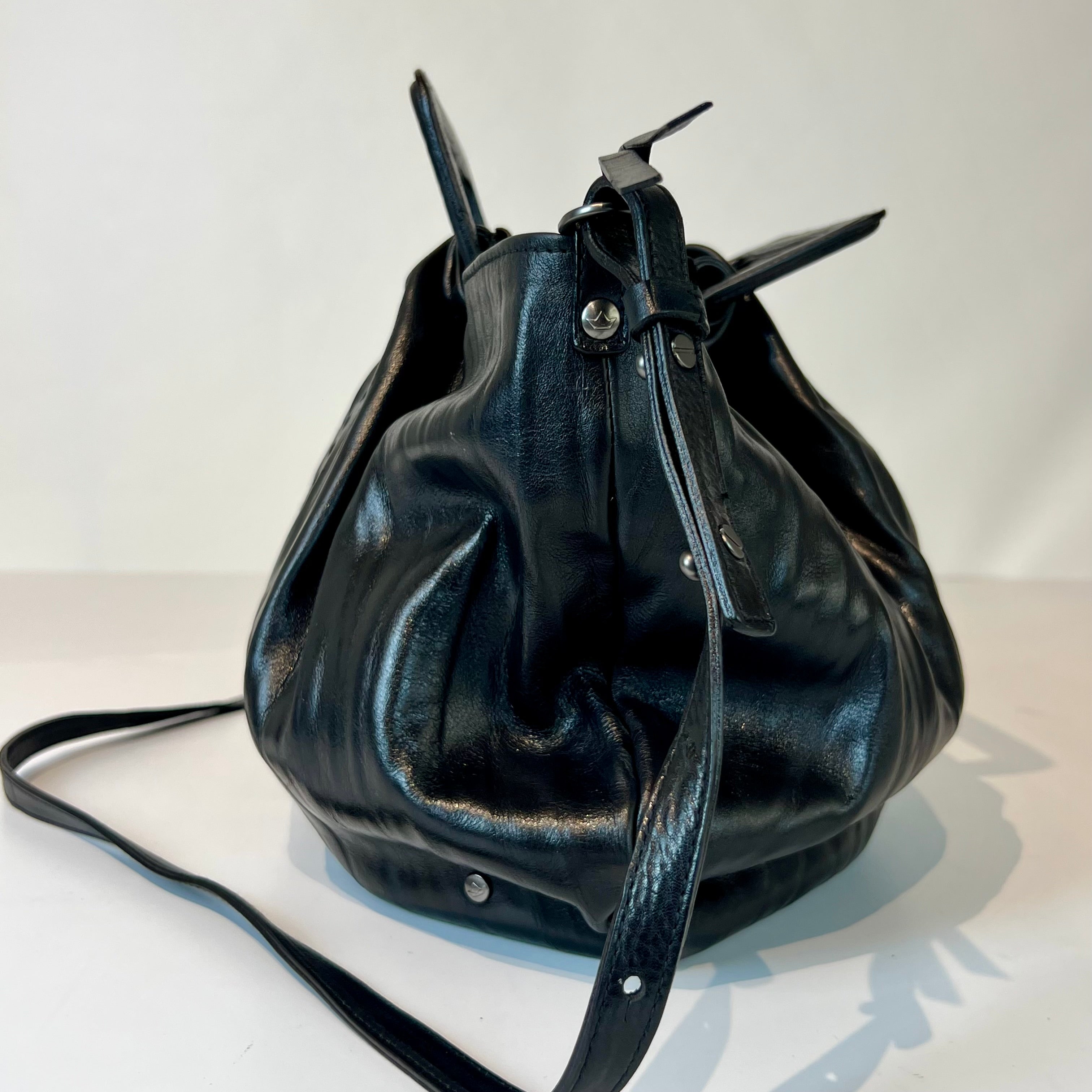 W5-9602 Handbag Pelle Crinkle Nera 047