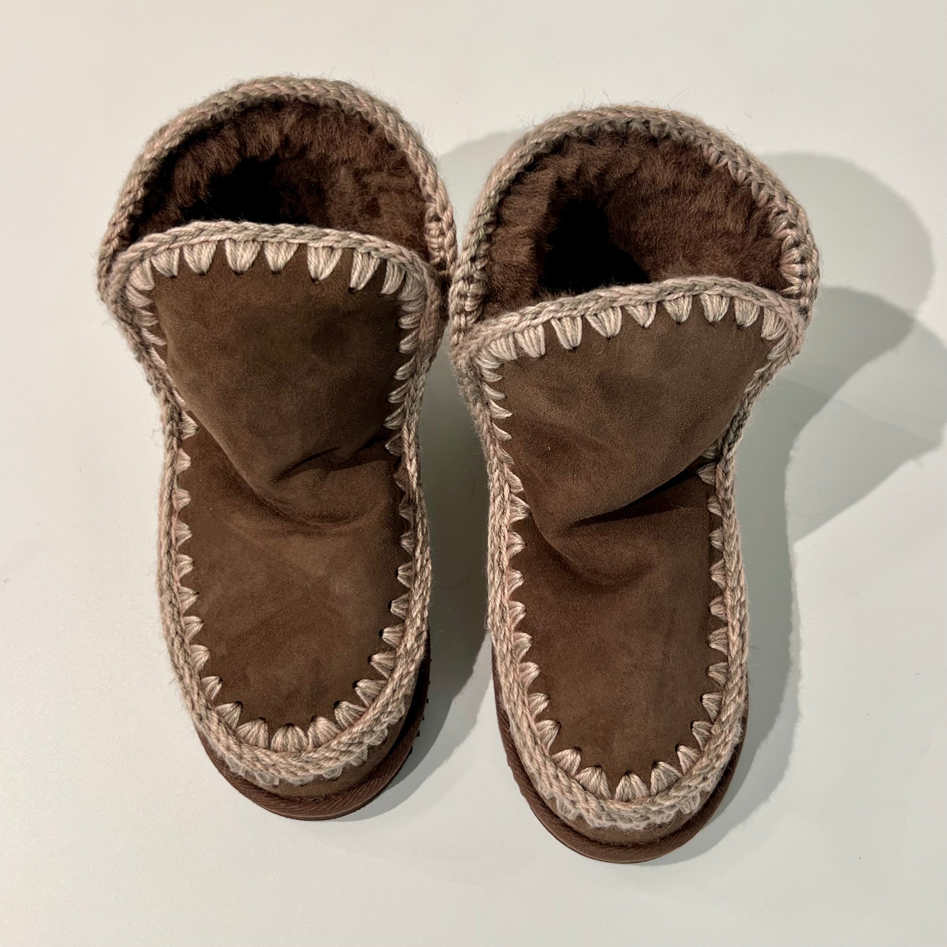 W5-Eskimo 18 Glitter Logo Brown Pepper