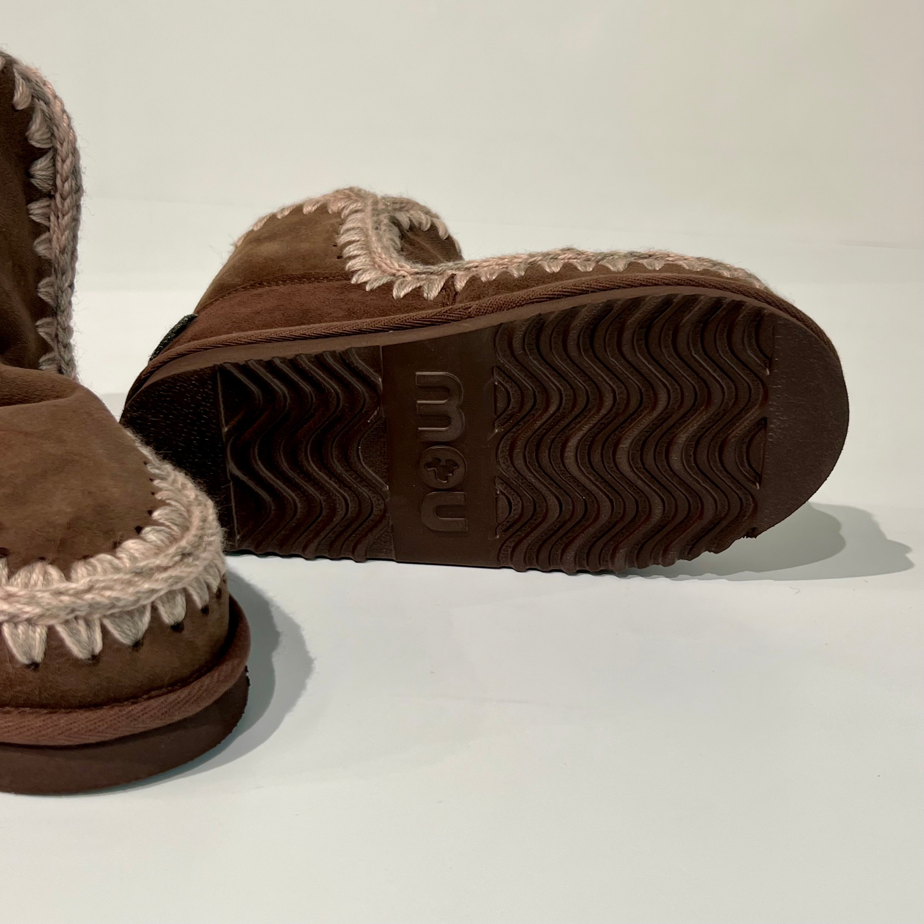 W5-Eskimo 18 Glitter Logo Brown Pepper