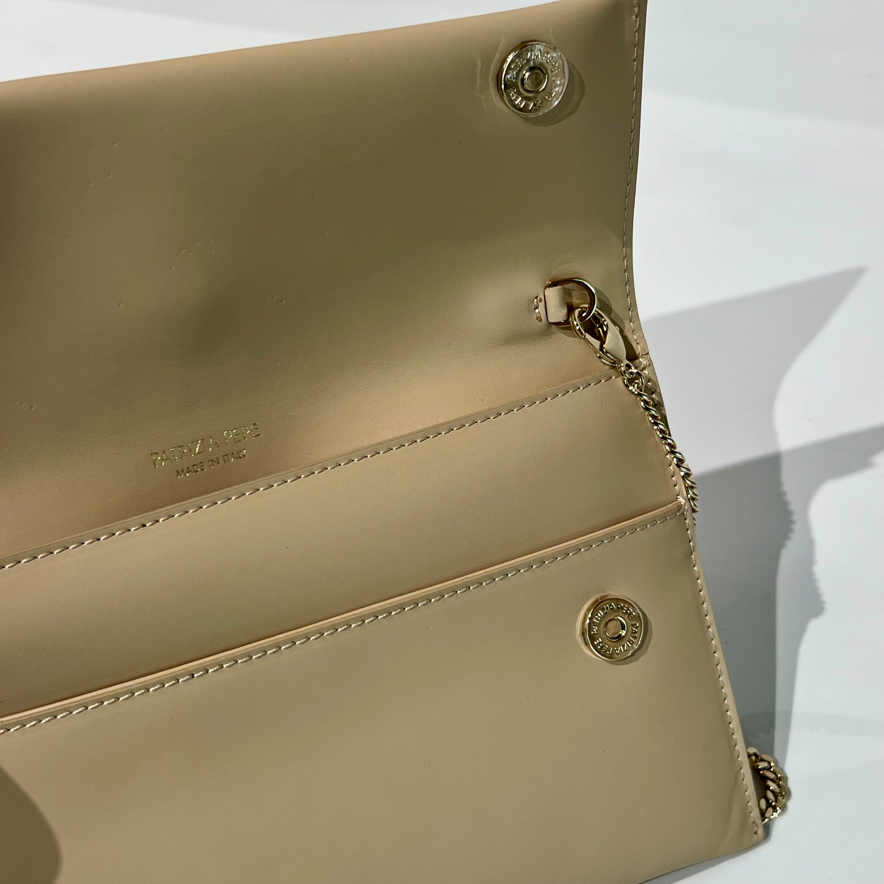 S-CB5460 Pochette Fly con Catena Ocean Sand