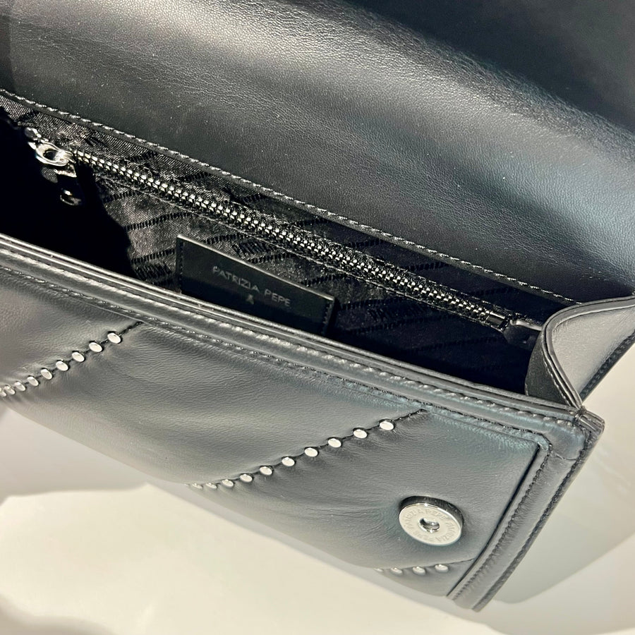 W-8B0058 Borsa Nera