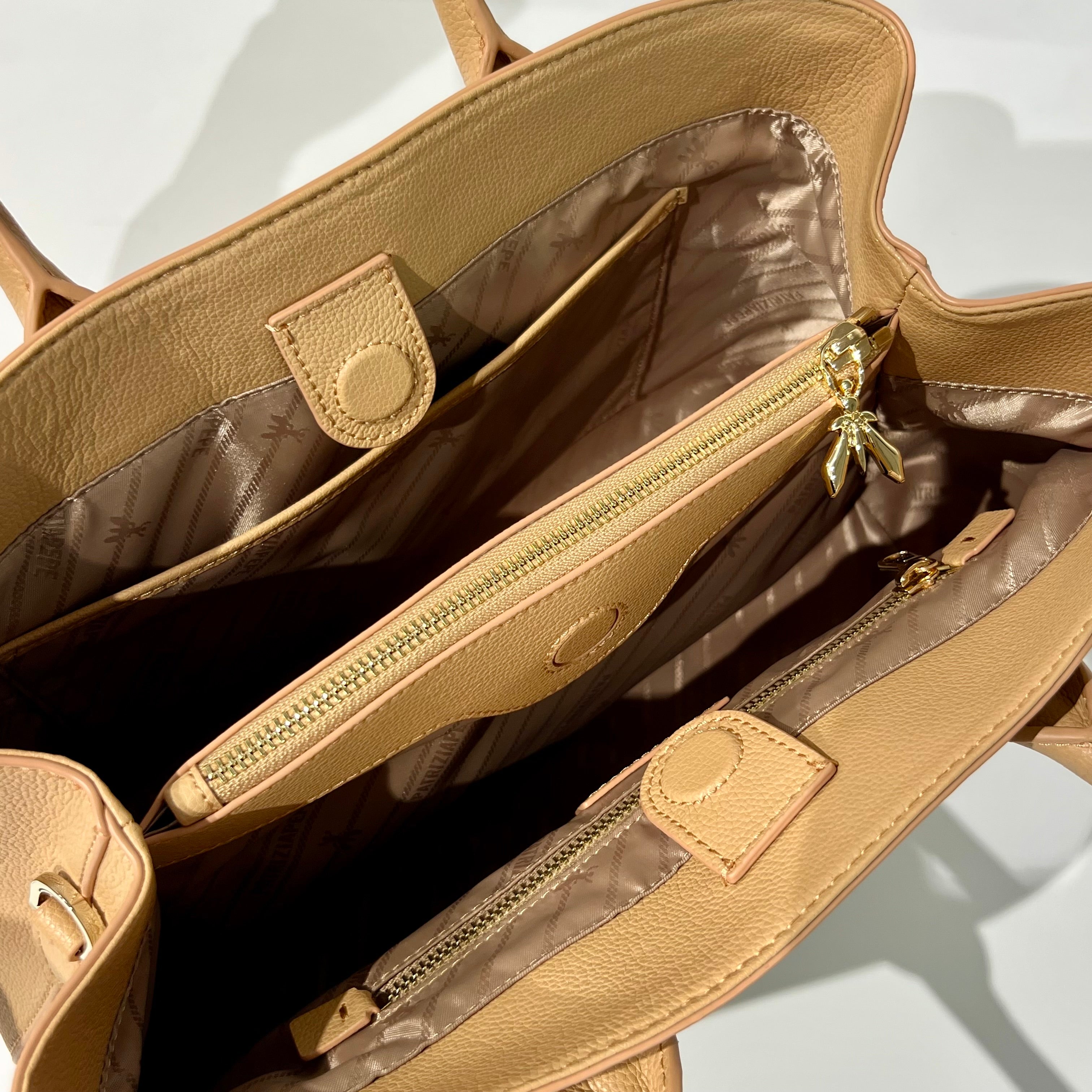 S4-8B0095 Fly Shopper Beige