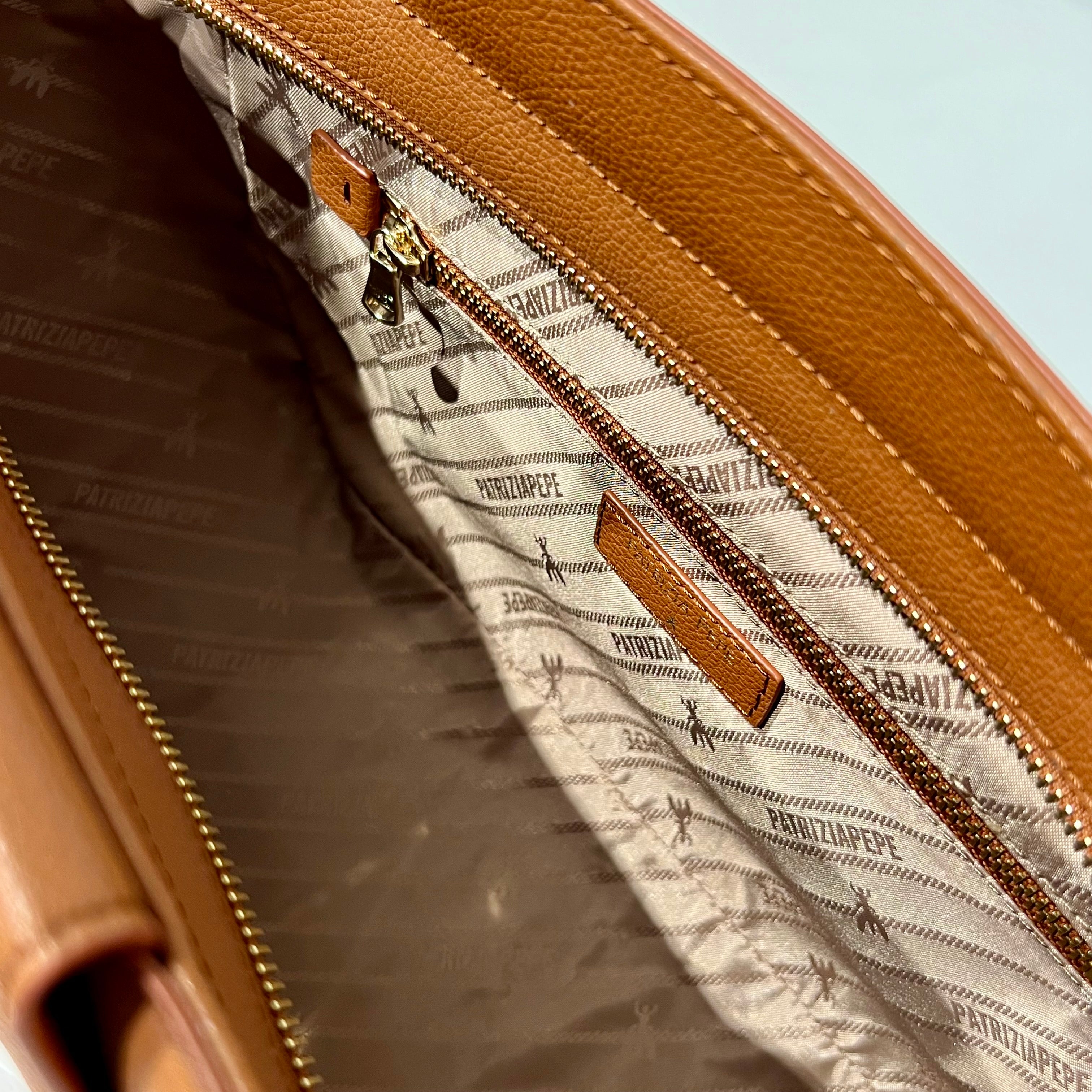 W-8B0040 Borsa a Mano Cuoio