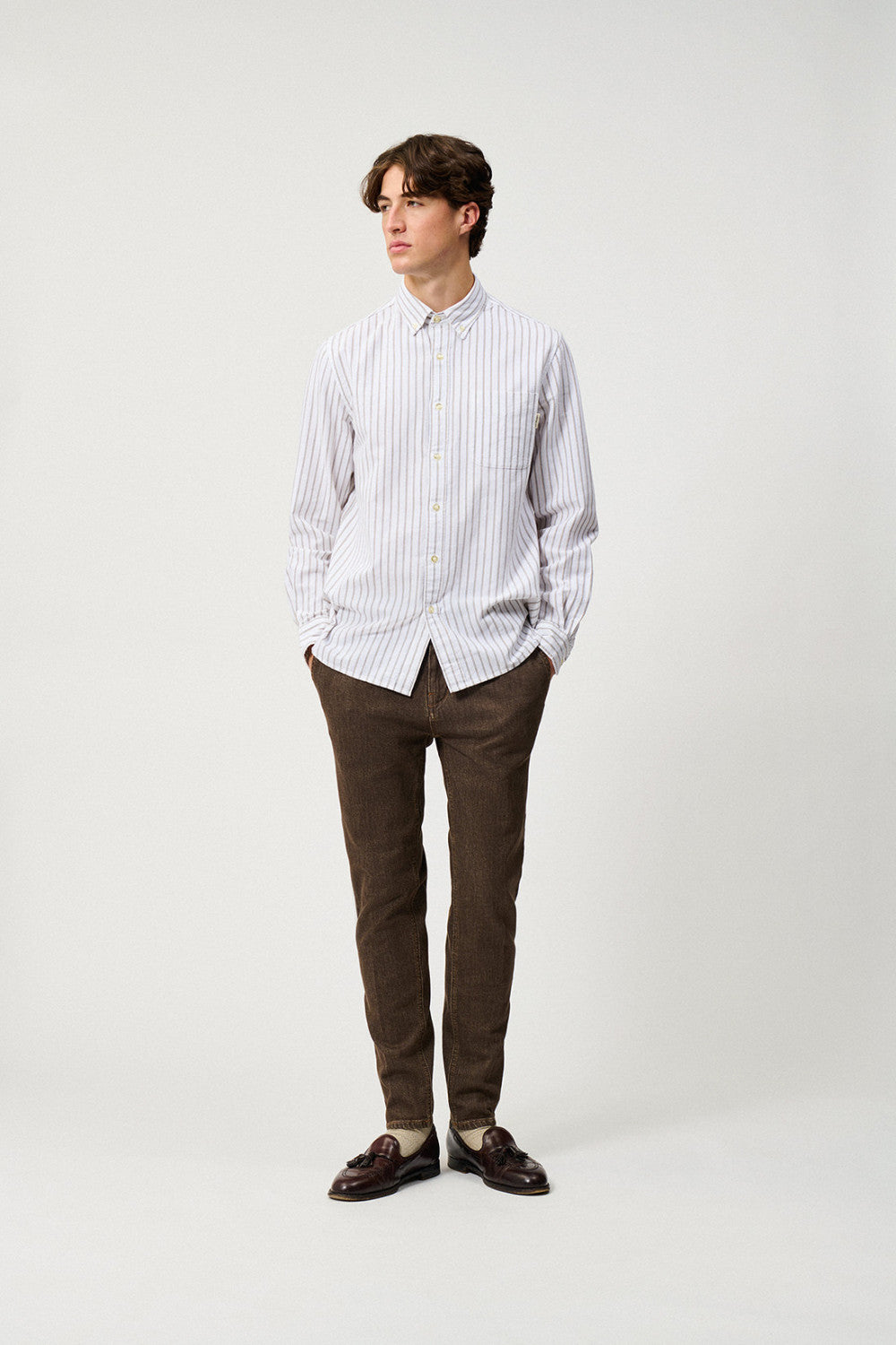 UW6-DAY OFF Denim Umber Man