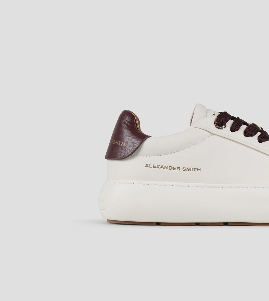 DW5-SOHO White-Bordeaux Woman