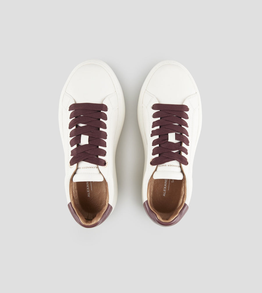 DW5-SOHO White-Bordeaux Woman