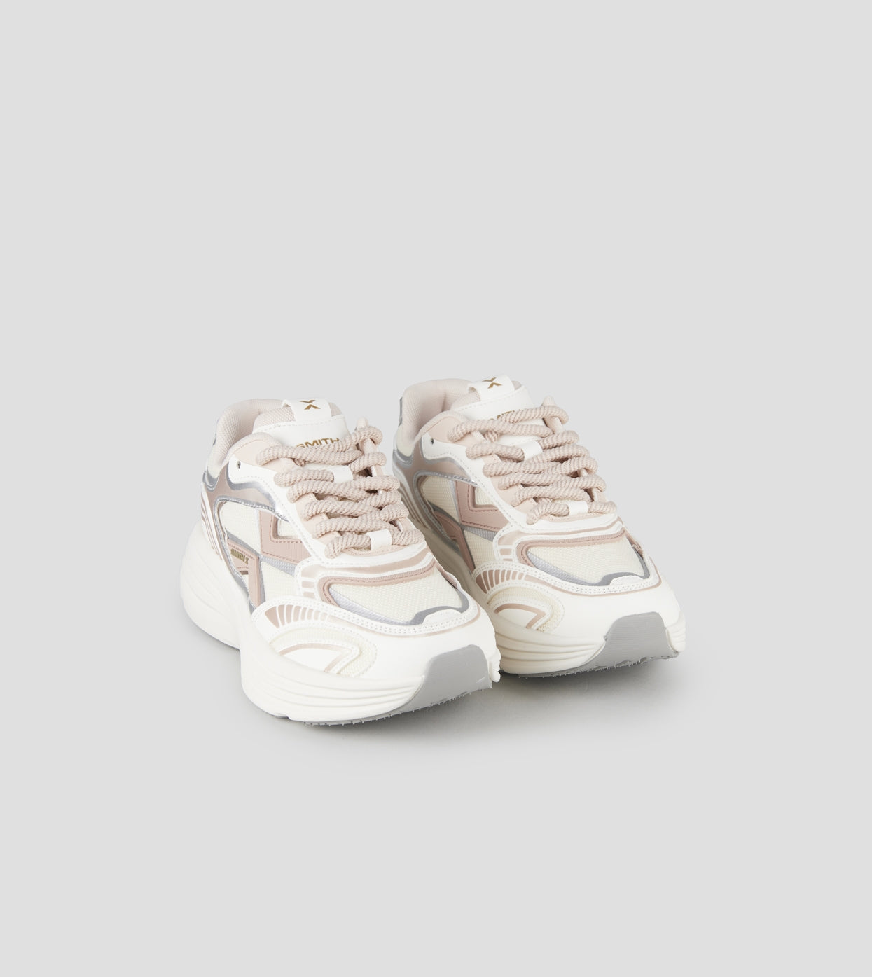 DS6-STORM White/Nude Woman