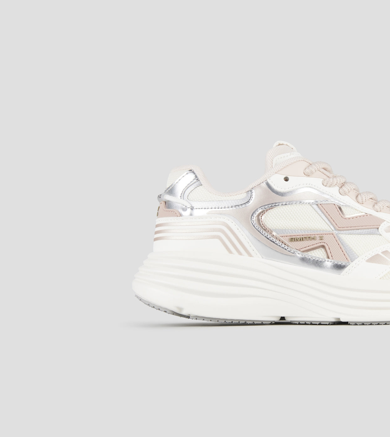 DS6-STORM White/Nude Woman
