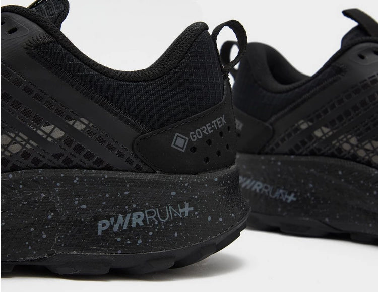 UW5-20953-14 Sneaker Ride Tr2 GTX Triple Black