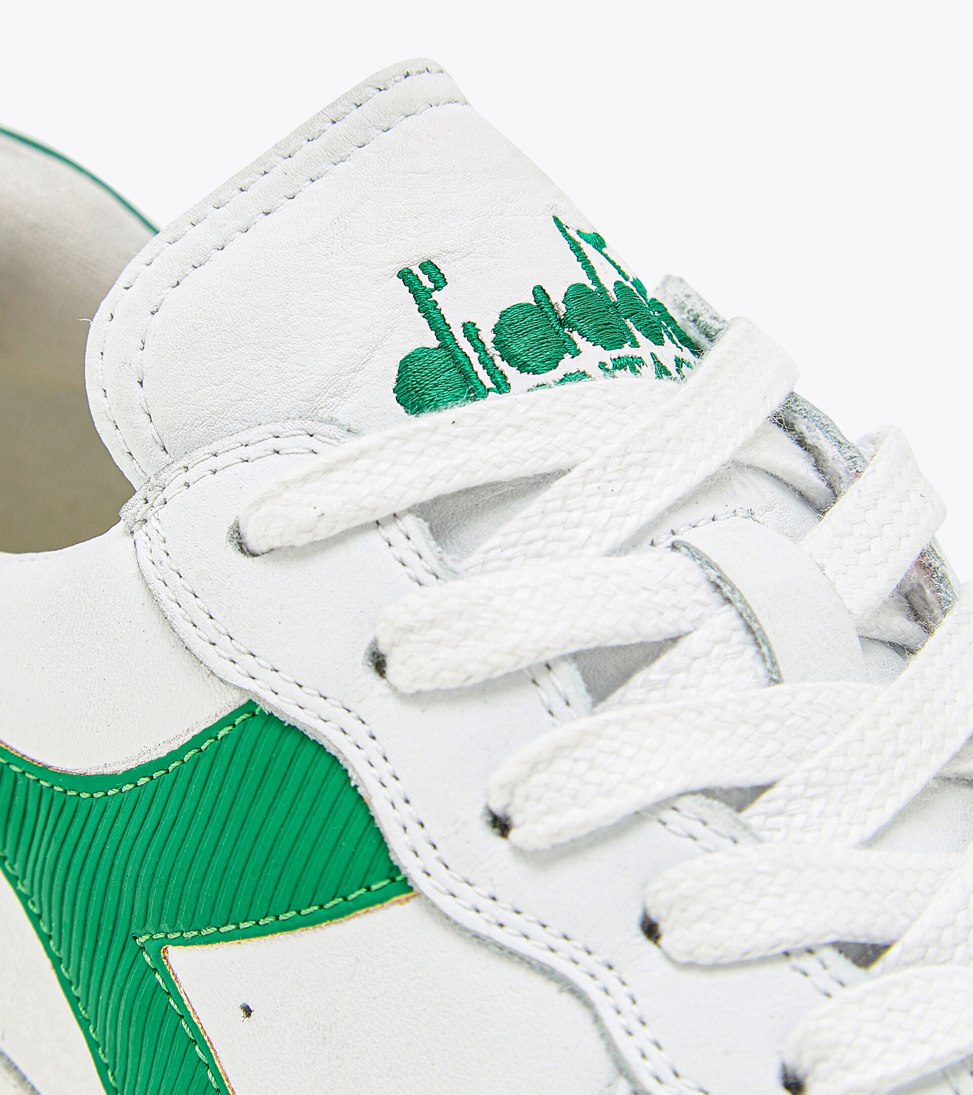 US3-MI Basket Low Used Bianco-Verde Man