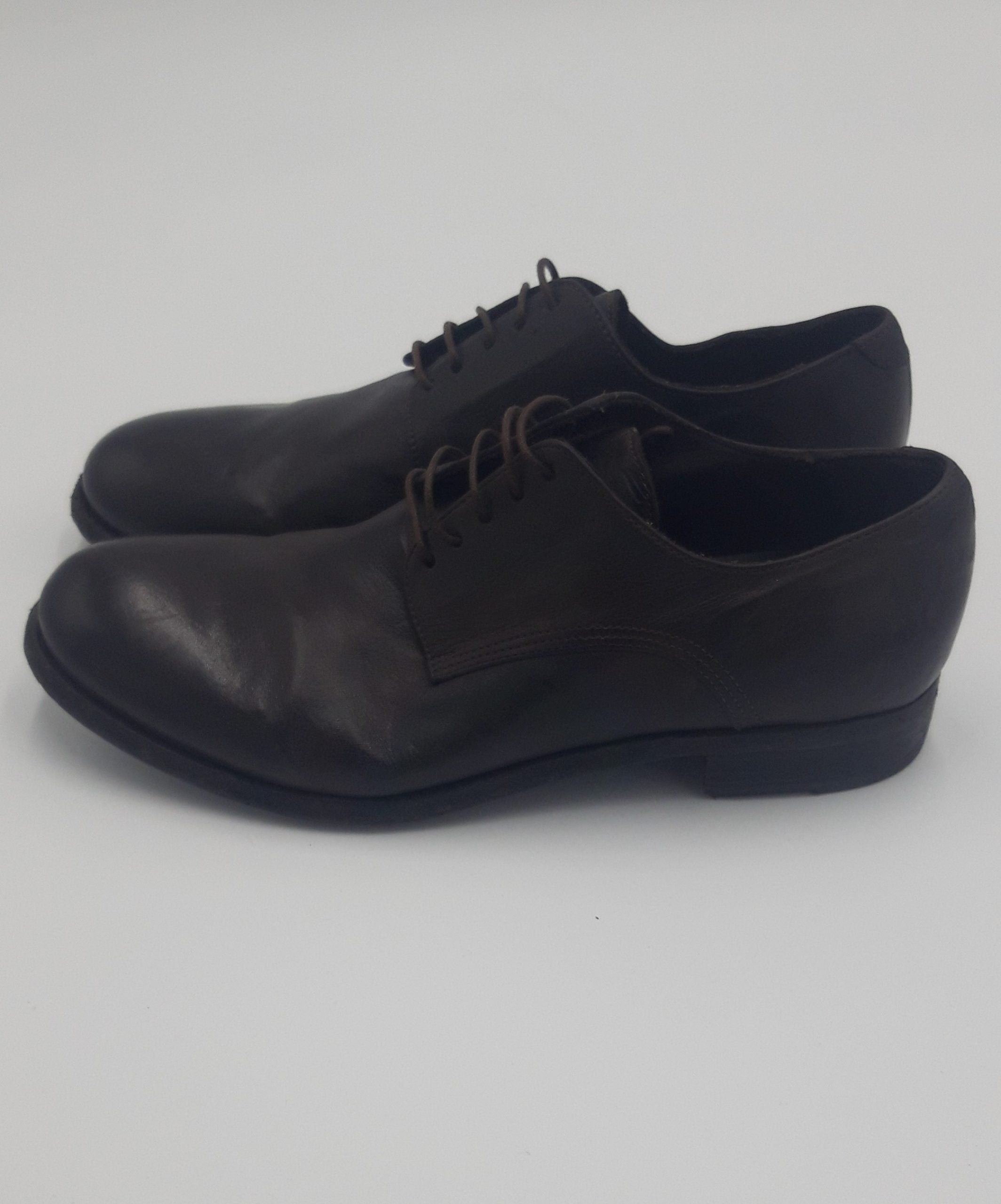 5645 Derby Bufalo Ebano Man