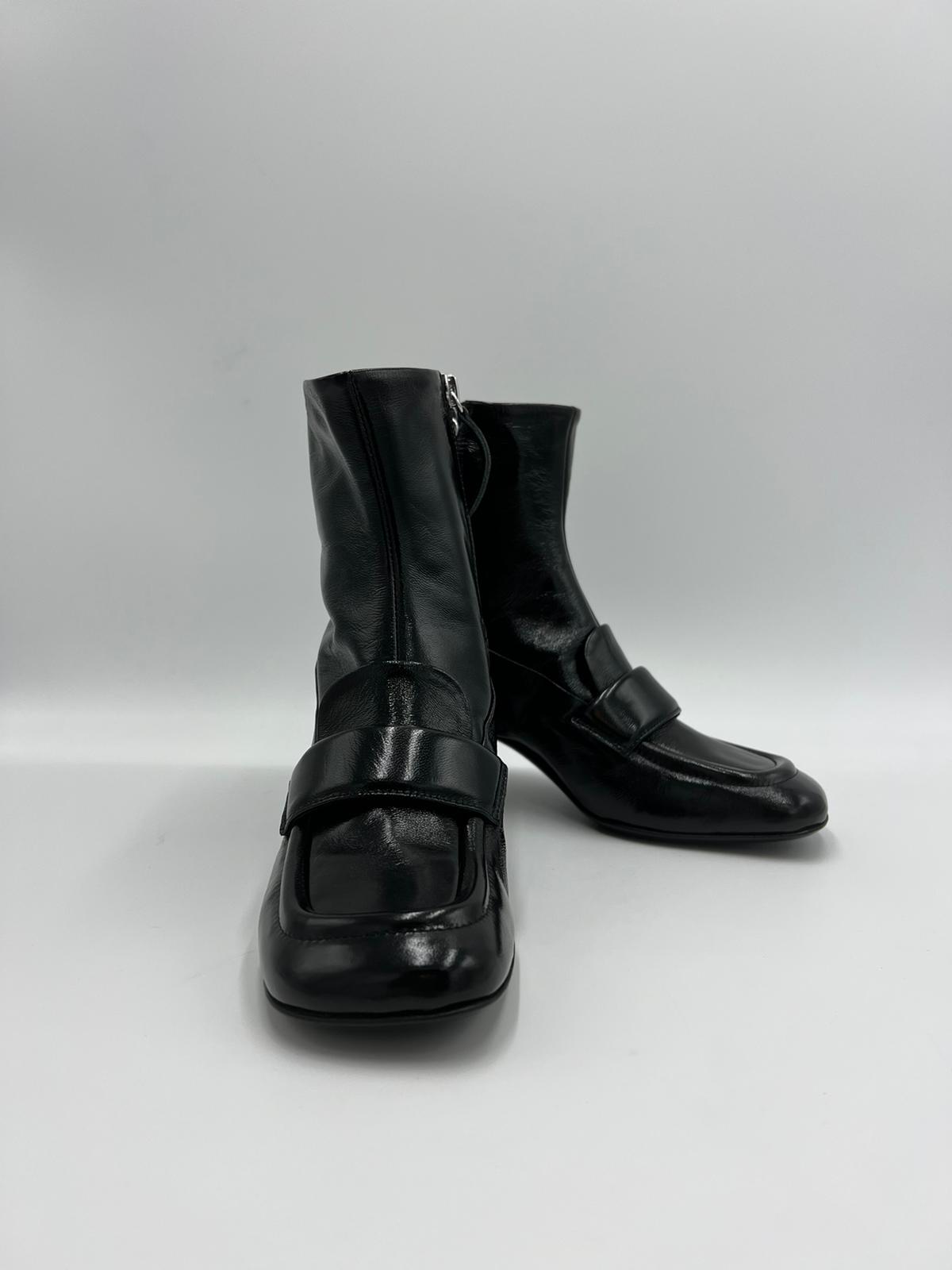 Dani 05 Stivaletto T50 Nero