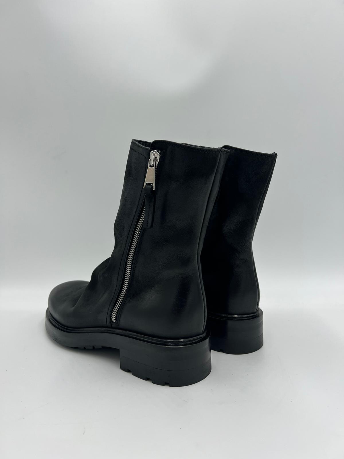 W2-2566 Polacchino Arricciato Nero