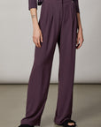 8P0461 Pantalone Bla/Purple