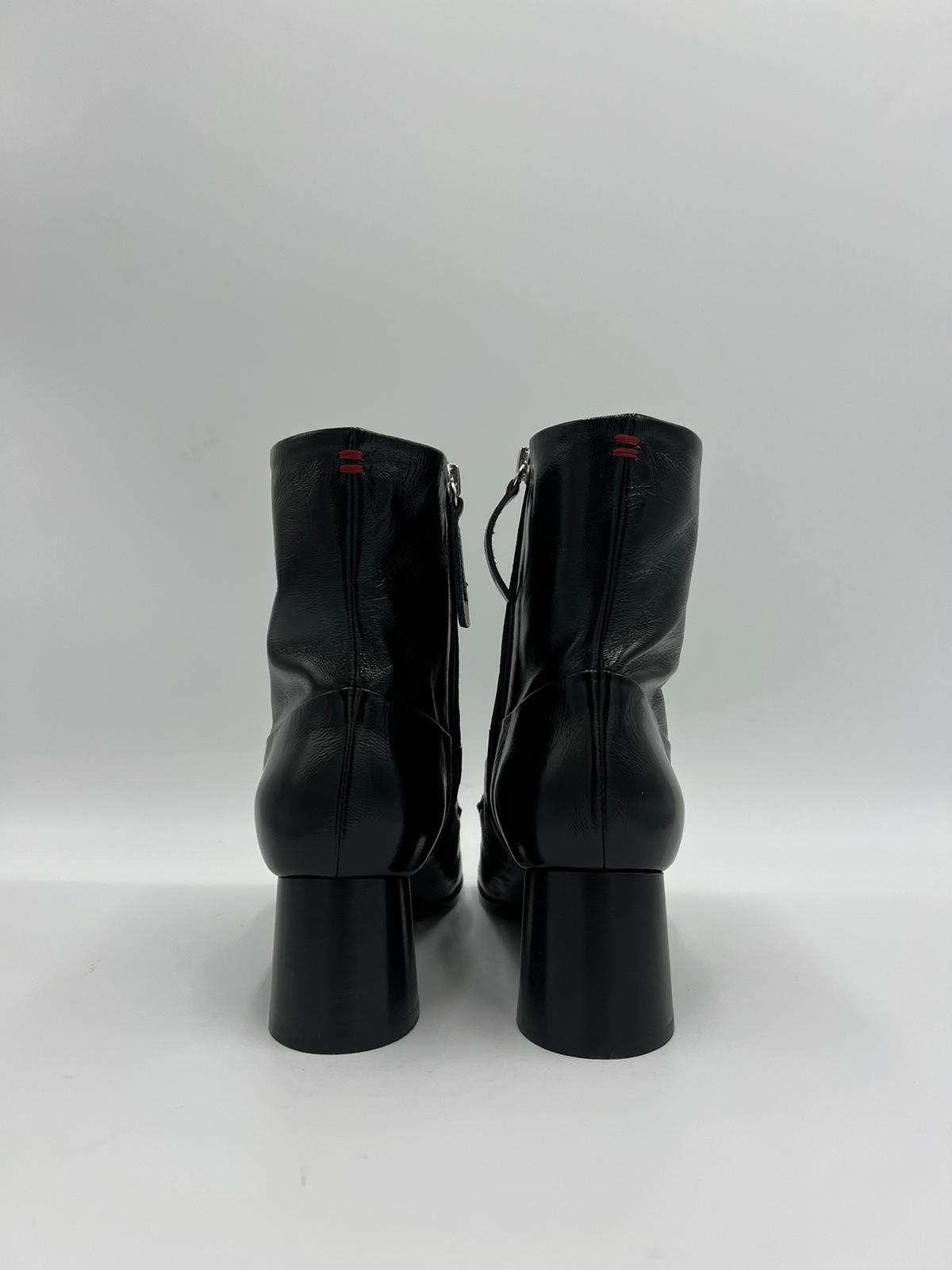 Dani 05 Stivaletto T50 Nero