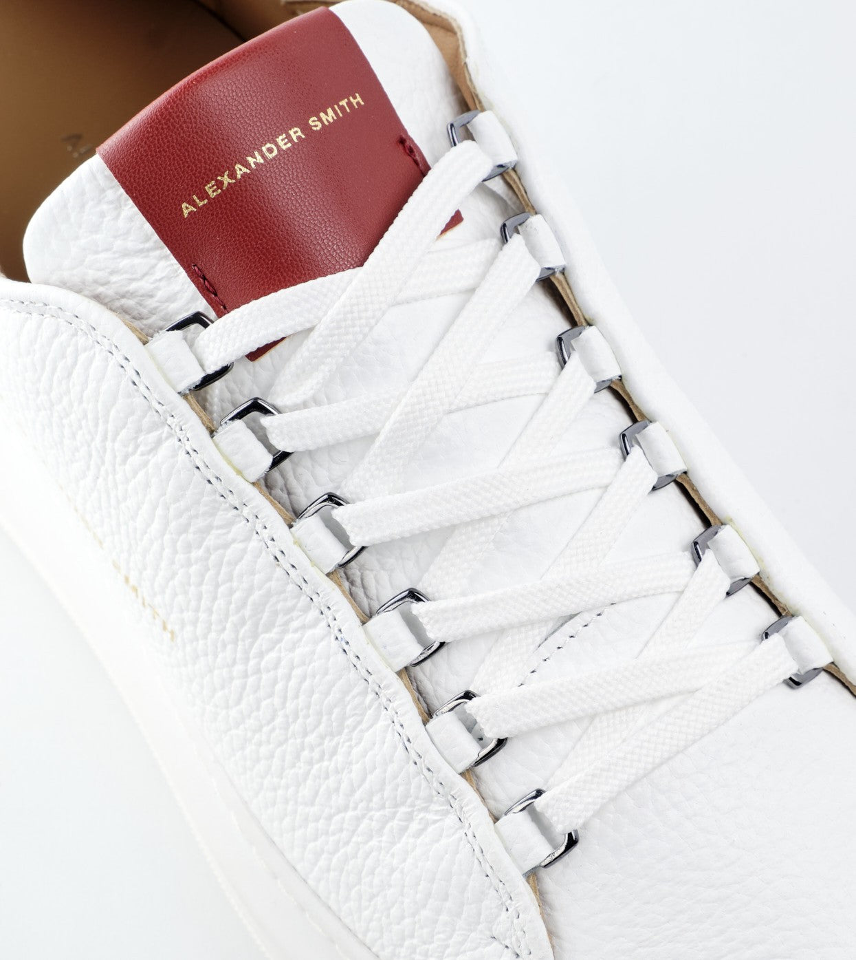 US2-Wembley White Red Man