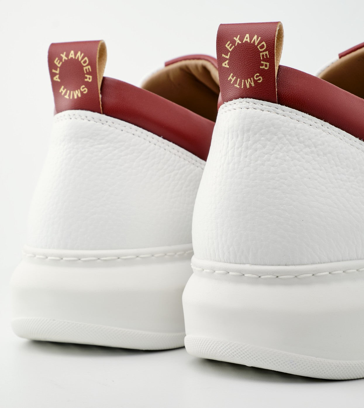 US2-Wembley White Red Man